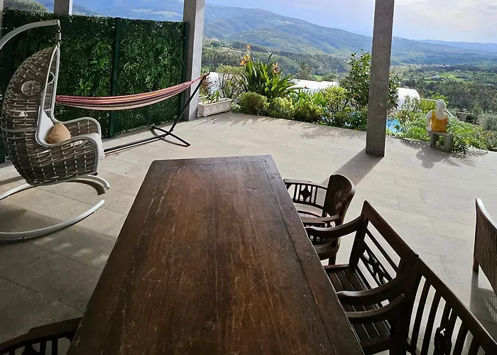 Coja Mountain Perch Vinho (Coimbra)